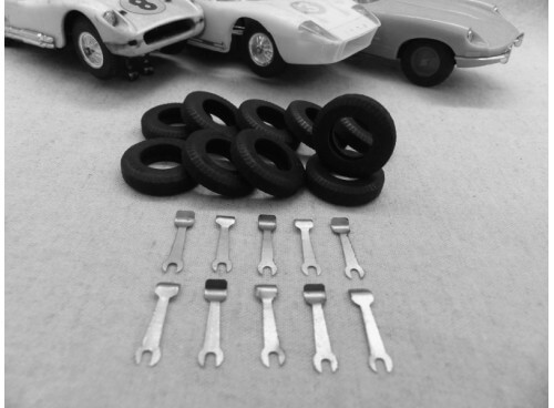 Kit Circuit 24 10 pneus Dunlop et 10 lames de contact