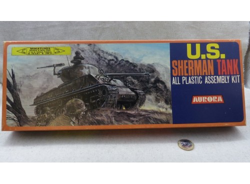 Maquette Aurora 317 U.S Sherman Tank