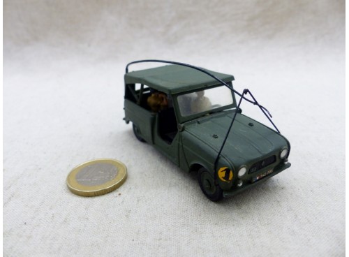 miniature auto Dinky Toys 815 Sinpar 4x4 gendarmerie militaire