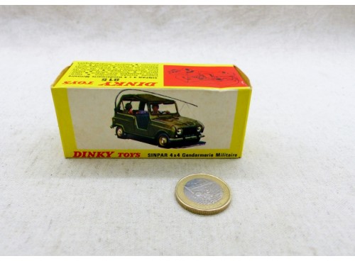 Dinky Toys 815 Sinpar 4x4 gendarmerie militaire near Mint Boite