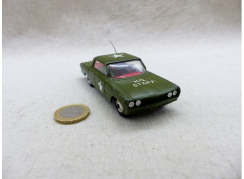 miniature auto Corgi Toys 358 Oldsmobile Super 88 Army Headquarter Staff Car