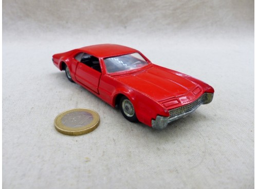 Politoys Export 567 Oldsmobile Toronado Rouge