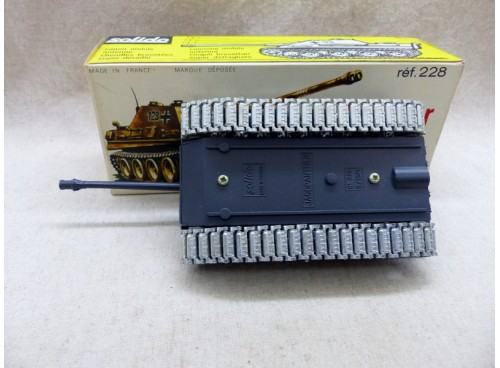 Solido 228 Char Jagpanther Near Mint Boite