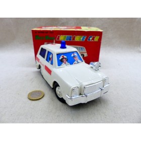 Kanto Toys 1511 Ambulance avec Mécanisme à clé, Neuve en Boite