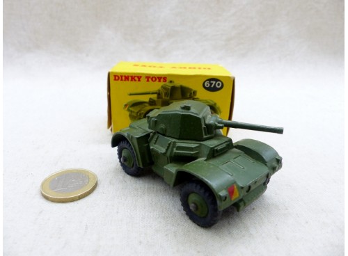 Dinky Toys 670 Armoured Car avec Boite d'Origine