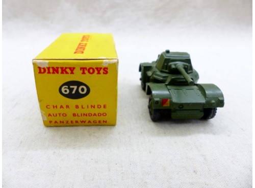 Dinky Toys 670 Armoured Car avec Boite d'Origine