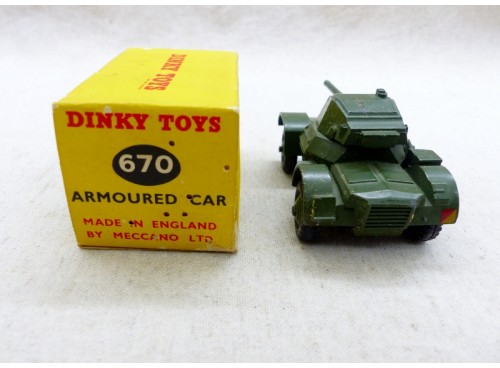 Dinky Toys 670 Armoured Car avec Boite d'Origine