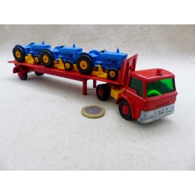 Matchbox King Size K-20 Ford Tractor Transporter