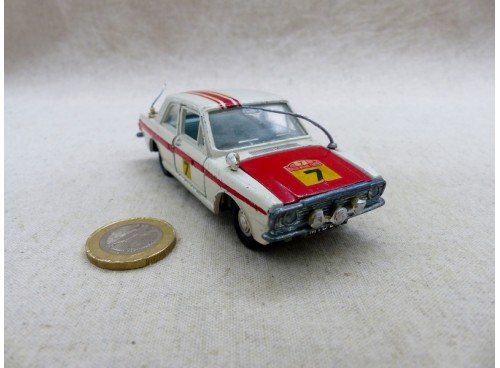 Dinky Toys 205 Lotus Ford Cortina Voiture de Rallye No 7