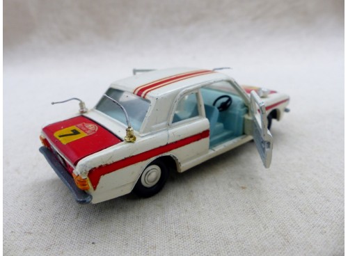 Dinky Toys 205 Lotus Ford Cortina Voiture de Rallye No 7