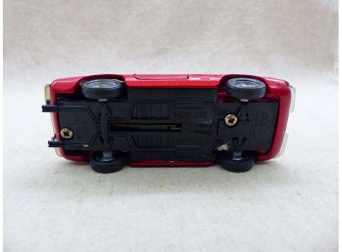 Solido 165 Ferrari 365 GTB4 Daytona Rouge Métal