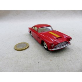 Solido 111 Aston Martin DB4 Rouge