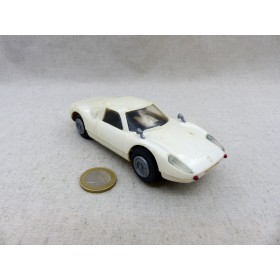 voiture de circuit routier Stabo Porsche 904 GTS Blanche 1/32°