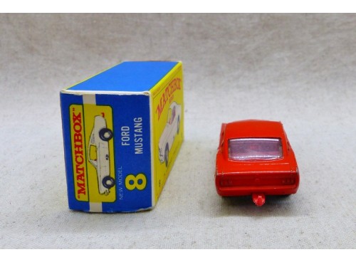 Matchbox Lesney Series n° 8 Ford Mustang Rouge TBE Boite dos