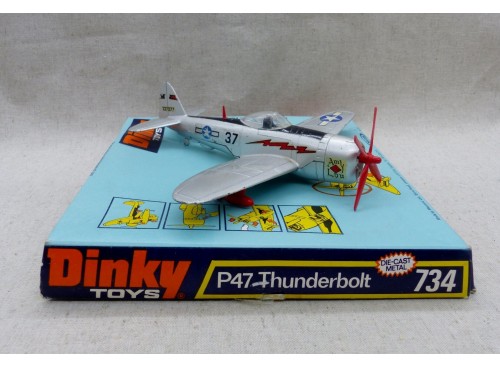 Dinky Toys 234 avion Thunderbolt P47 VENDU