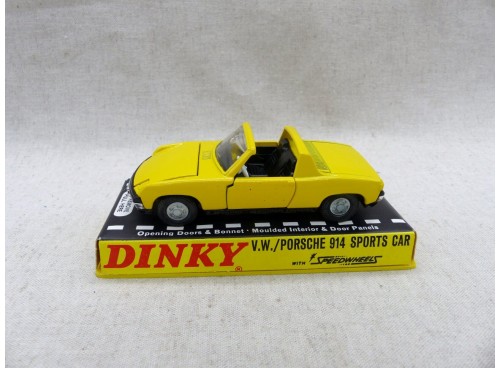 Dinky Toys 208 VW / Porsche 914 Sports Car