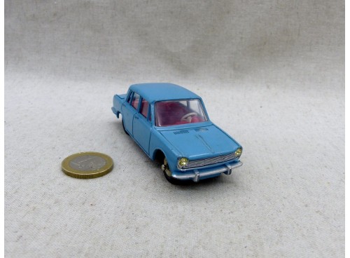 Dinky Toys France 523 voiture Simca 1500