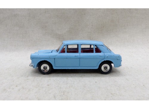 Dinky Toys 140 Voiture Morris 1100