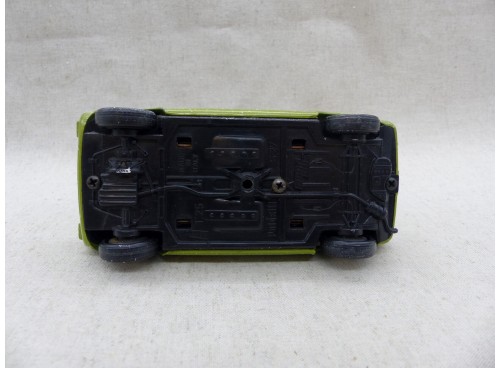 Polistil S27 Fiat 127 dessous