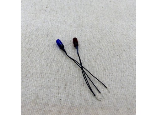 TCR  et circuit HO Mini-Ampoules Special Police x 2