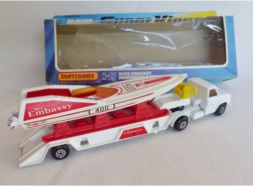 Matchbox King Size K-27 SuperKings Camion Embassy Powerboat Transporter
