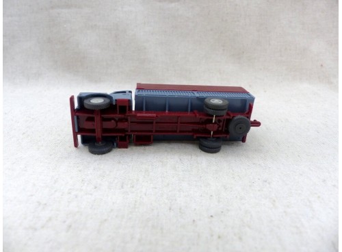 Wiking 462 Camion Volvo N10 et Remorque Ho dessous