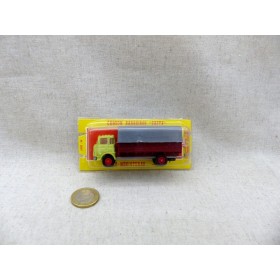 Eko 2067 Camion Pegaso avec Bache Ho