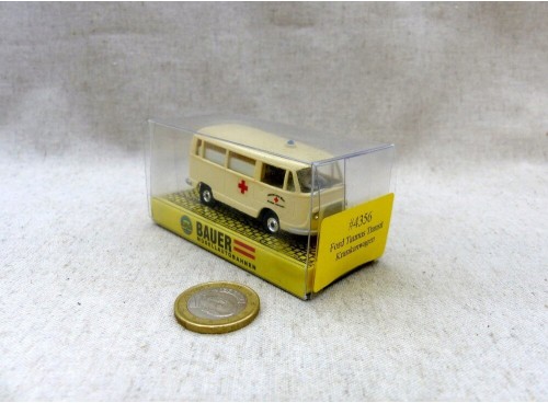 voiture de circuit Bauer 4356 Ford Taunus Transit ambulance