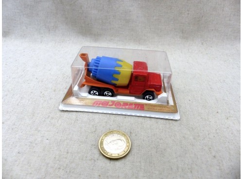 ② Vintage Majorette Magirus Beton n 227-1 / 100, très bon st - Voitures