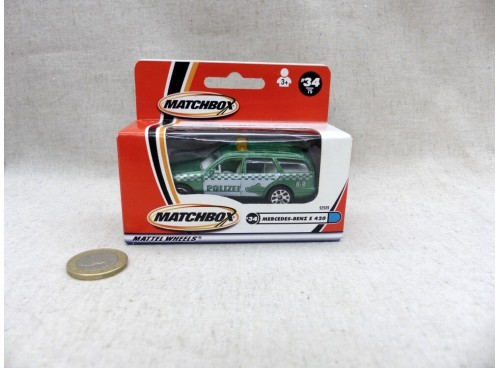 Matchbox Superfast 92939 MB 34 Mercedes Benz Break E420 Police
