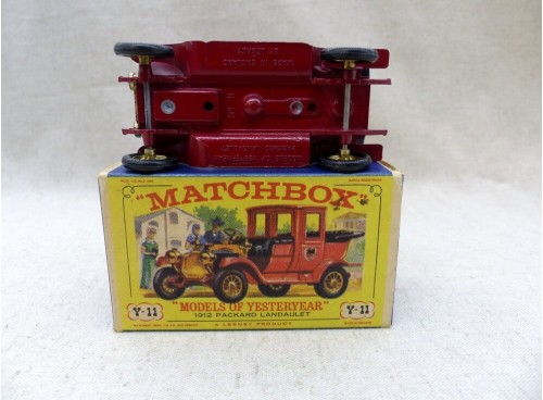 Matchbox MOY Models of Yesteryear Y-11 Packard landaulet 1912 dessous