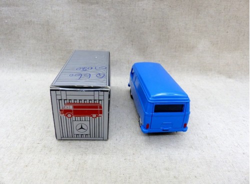 Cursor Modell 970 Camionette Mercedes L 206D L 306D arriere