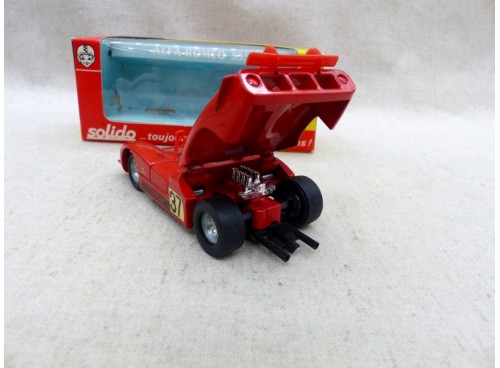 Solido 187 Barquette de course alfa-romeo 33/3 Near Mint Box