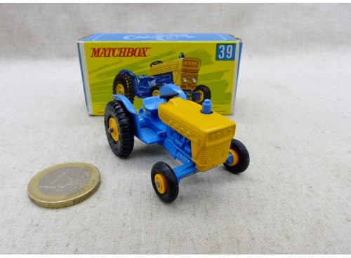 miniature Matchbox superfast MB 39 tracteur Ford Near Mint Boite