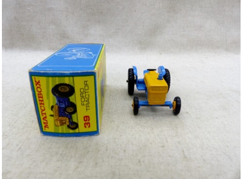 Matchbox superfast MB39 tracteur Ford Near Mint Boite