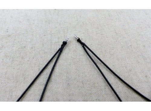 Pair of 3 mm mini bulbs for TCR , AFX, Tyco, Tomy and other ho purposes