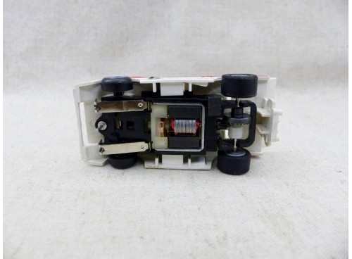 Ideal TCR  Can Am  n°8 avec guide spécial pour courir sur les pistes Tyco, AFX, Tomy, Faller, etc Dessous