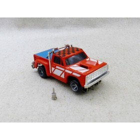 Ideal Red pick up truck with special guide to fit Tyco, AFX, Faller, etc