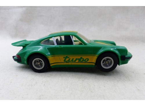 circuit routier Fleischmann Auto Rallye 3225 Porsche 911 Turbo verte
