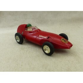 Scalextric C55 Vanwall Rouge version made in France
