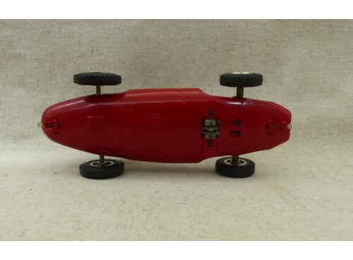 Scalextric C55 Vanwall Rouge version made in France