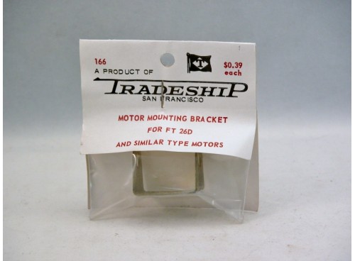 Slot Car U.S. 1/32 1/24 cox Revell etc circuit Support moteur (bracket) 26D Neuf