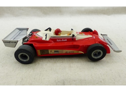 voiture de course circuit électrique routier Fleischmann Auto Rallye 3230 Ferrari Formule 1 Nikki Lauda
