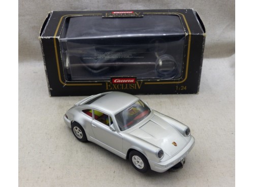 Carrera Exclusiv 20418 Porsche 911 carrera 4 Edition limitée 1/24°
