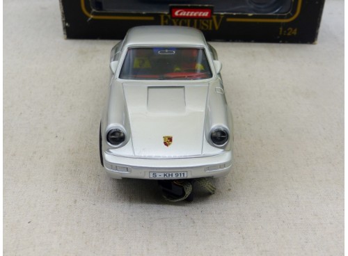 Carrera Exclusiv 20418 Porsche 911 carrera 4 Edition limitée 1/24°