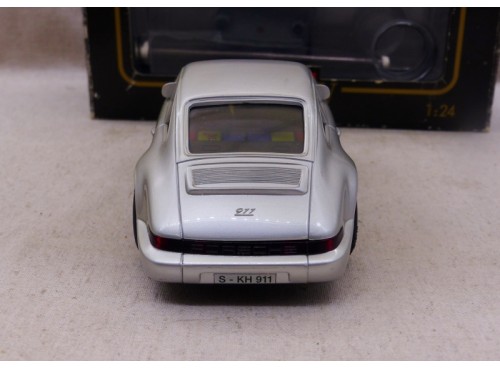 Carrera Exclusiv 20418 Porsche 911 carrera 4 Edition limitée 1/24°
