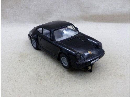 Carrera Exclusiv 20416 Porsche 911 carrera 4 noire 1/24°