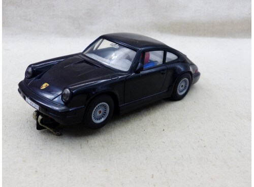 Carrera Exclusiv 20416 Porsche 911 carrera 4 noire 1/24°
