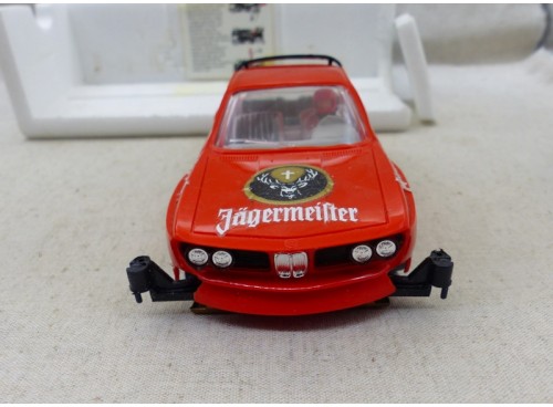 voiture course Carrera 88433 Servo 132 BMW 3.0 Csl Jägermeister 1/32°