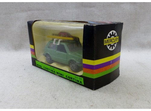Mercury 24 Mini Cortina Innocenti avec Skis Near Mint Boite